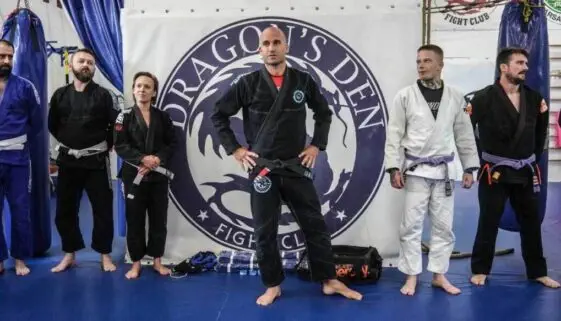 Blogujmy24.pl: KLUBY SPORTÓW WALKI: Dragon's Den Fight Club, Artykuły | Dragon's Den Fight Club