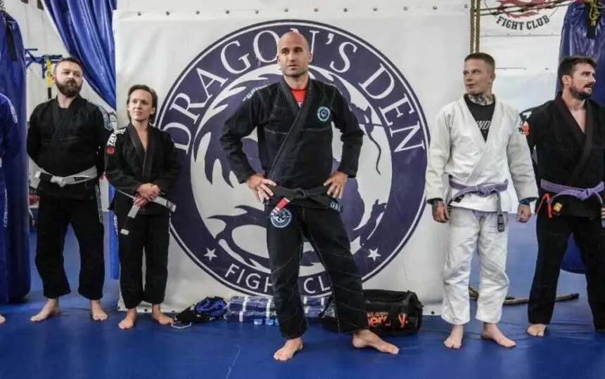 Blogujmy24.pl: KLUBY SPORTÓW WALKI: Dragon's Den Fight Club, Artykuły | Dragon's Den Fight Club
