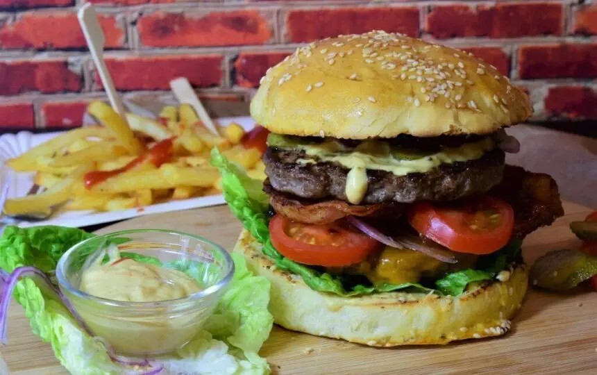 Blogujmy24.pl: Jak cheat meal działa, że możesz jeść co chcesz i mieć piękną figurę?, Artykuły | cheat meal