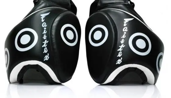 Blogujmy24.pl: RECENZJA: ochraniacze na uda Fairtex TP3, Artykuły | Fairtex TP3