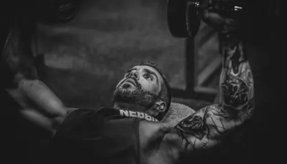 Blogujmy24.pl: Czy trening siłowy spala tłuszcz skuteczniej niż cardio?, Artykuły | Odchudzanie