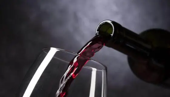 Blogujmy24.pl: Jak alkohol wpływa na regenerację mięśni i odchudzanie?, Artykuły | Alkohol